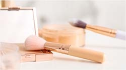 お化粧して帰れます